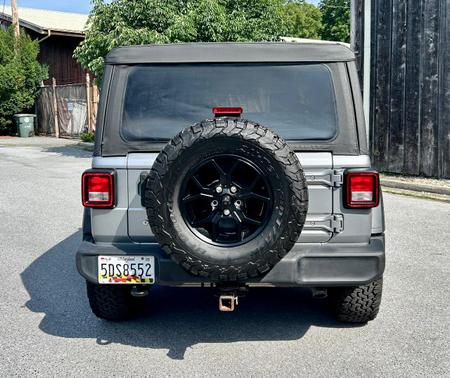 Silver 2018 Jeep Wrangler Sport