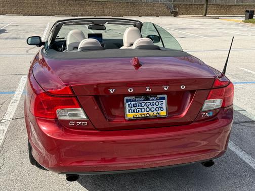 Red 2013 Volvo C70 T5 Premier Plus