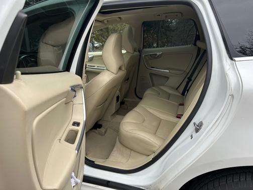 2015 Volvo XC60 3.2 Premier