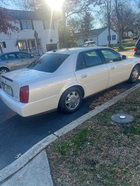 2003 Cadillac DeVille Base