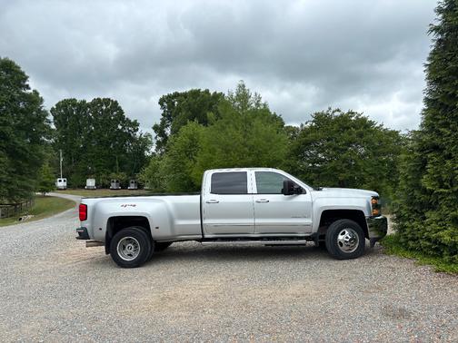Silver 2015 Chevrolet Silverado 3500 LTZ
