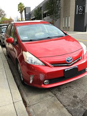 2012 Toyota Prius v Five