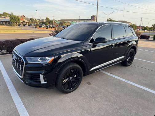 Black 2020 Audi Q7 55 Premium Plus