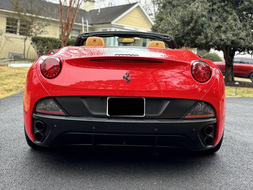 2009 Ferrari California Base