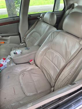 Gold 2004 Cadillac DeVille Base