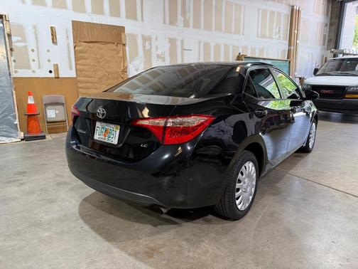 Black 2018 Toyota Corolla LE