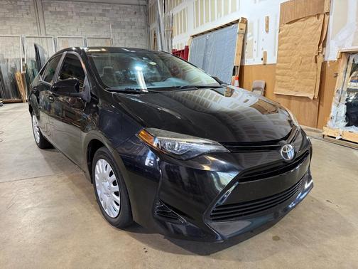 Black 2018 Toyota Corolla LE