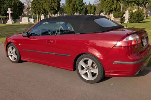 Red 2006 Saab 9-3 Aero