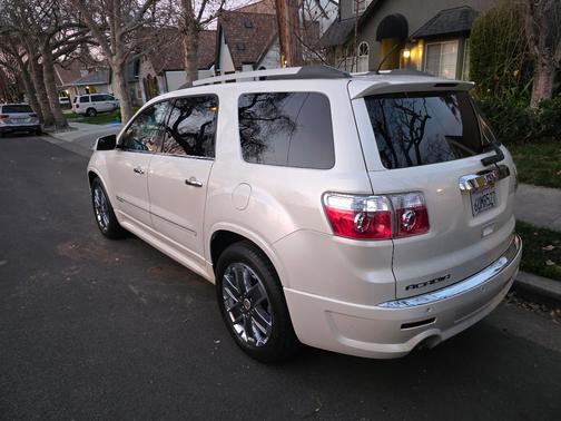2012 GMC Acadia Denali