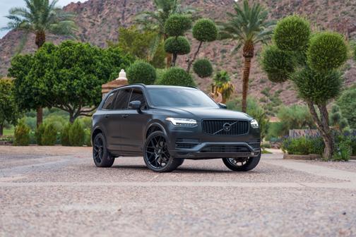 2018 Volvo XC90 Hybrid T8 Inscription