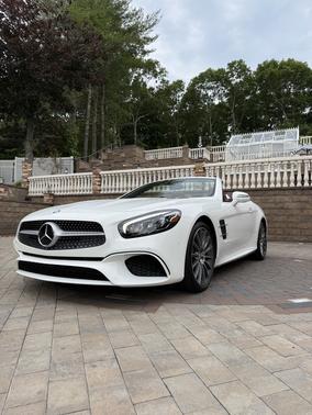 White 2017 Mercedes-Benz SL 550 Base