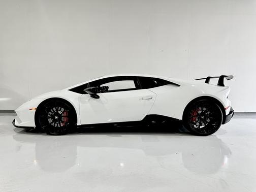 2016 Lamborghini Huracan LP580-2