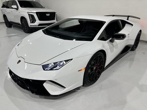2016 Lamborghini Huracan LP580-2