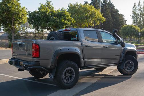 Gray 2021 Chevrolet Colorado ZR2