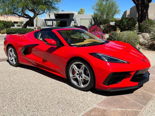 Red 2022 Chevrolet Corvette Stingray w/3LT