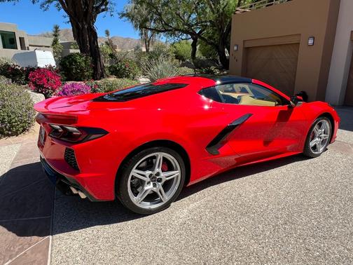 Red 2022 Chevrolet Corvette Stingray w/3LT