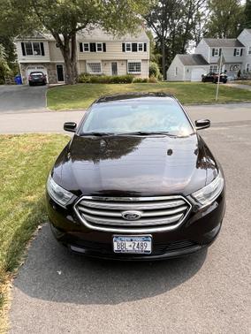 2013 Ford Taurus SEL