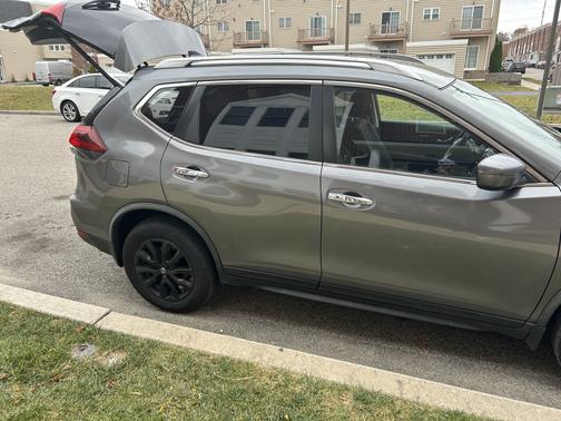 2020 Nissan Rogue SV
