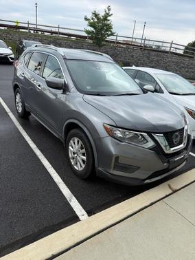 Gray 2020 Nissan Rogue SV
