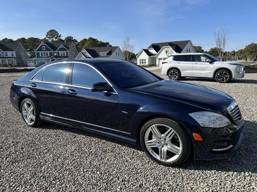 2012 Mercedes-Benz S-Class S 550 4MATIC