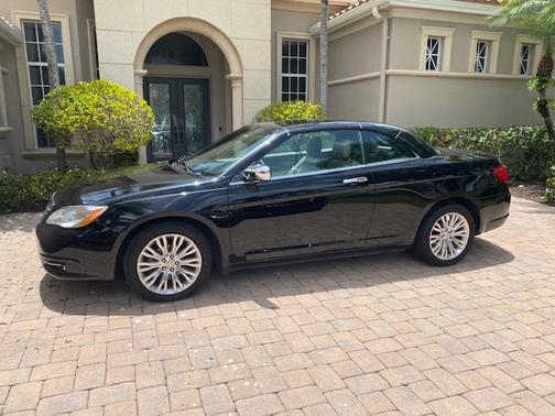 2011 Chrysler 200 Limited