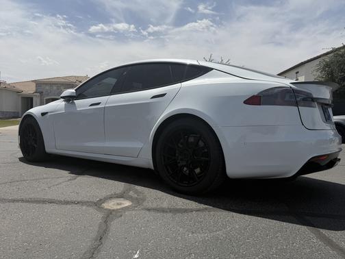 White 2021 Tesla Model S Plaid