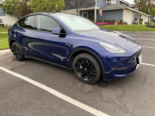2022 Tesla Model Y Long Range
