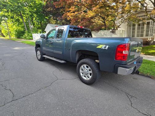 Blue 2013 Chevrolet Silverado 2500 LT