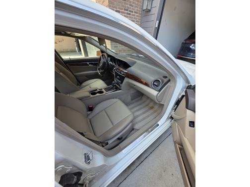 2013 Mercedes-Benz C-Class C 300 4MATIC Luxury