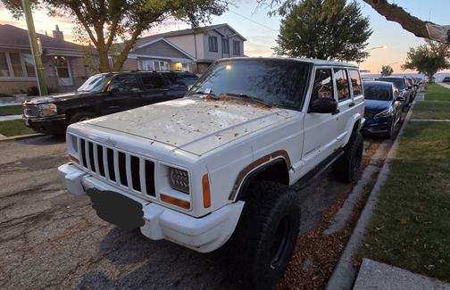 2000 Jeep Cherokee Classic 4WD