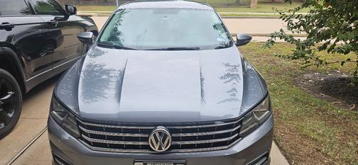 2016 Volkswagen Passat 1.8T R-Line