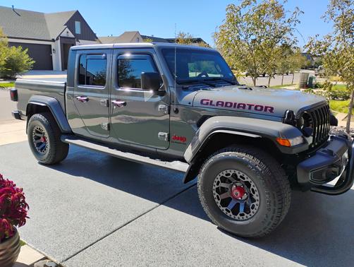 2022 Jeep Gladiator Altitude