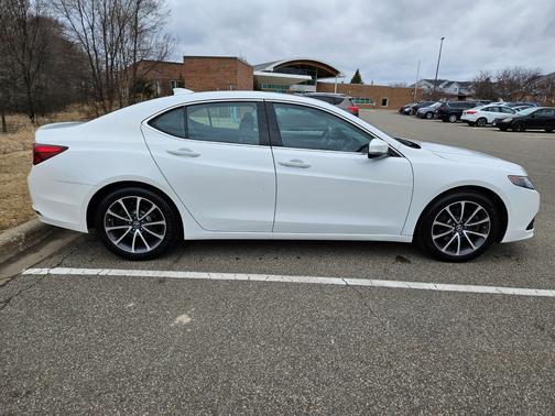 2015 Acura TLX V6 Advance
