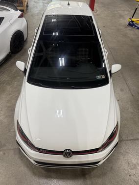 White 2018 Volkswagen Golf GTI 2.0T S 4-Door