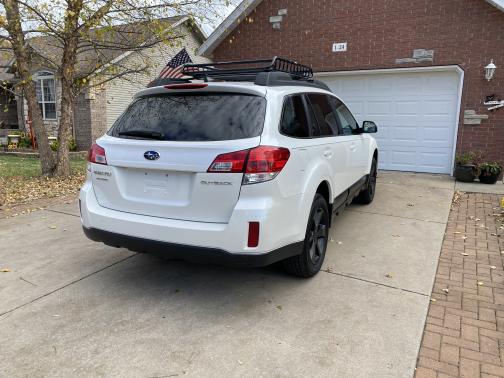 2014 Subaru Outback 2.5i Premium