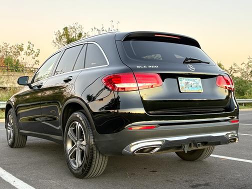 2017 Mercedes-Benz GLC 300 4MATIC