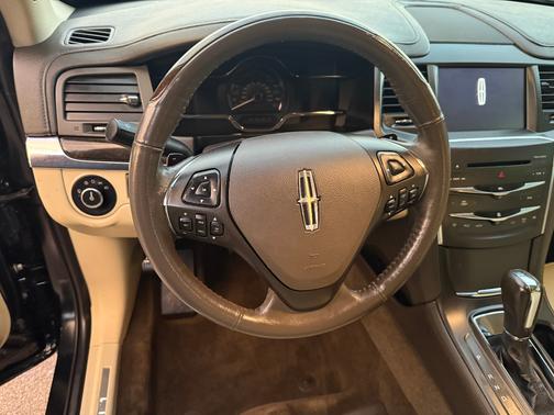 2014 Lincoln MKS Base