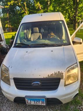 White 2010 Ford Transit Connect XLT