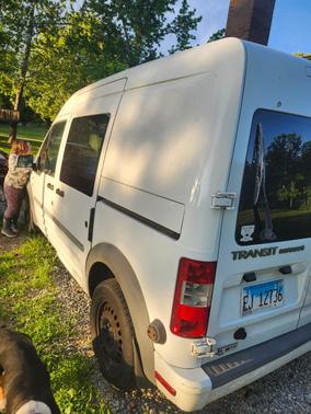White 2010 Ford Transit Connect XLT