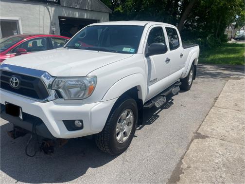 2015 Toyota Tacoma Base