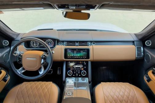 White 2020 Land Rover Range Rover SV Autobiography Dynamic SWB