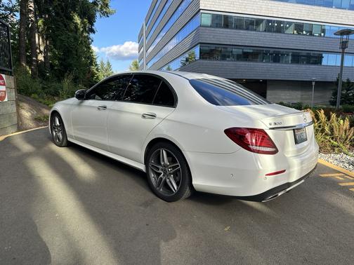 2018 Mercedes-Benz E-Class E 300