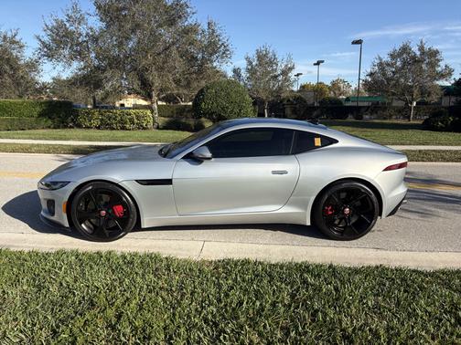 2022 Jaguar F-TYPE P450