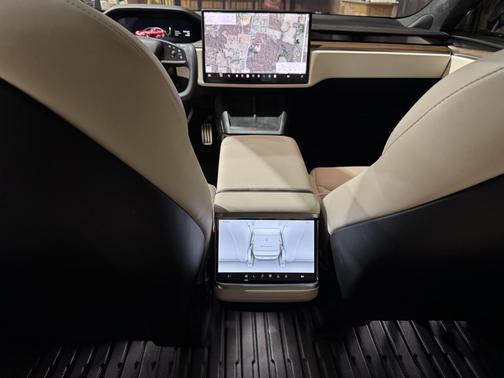 2023 Tesla Model S Base