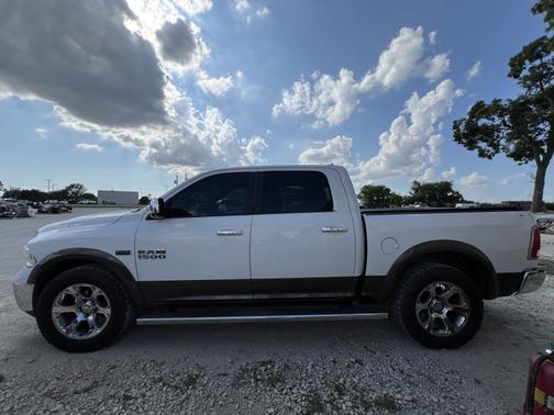 2017 RAM 1500 Laramie