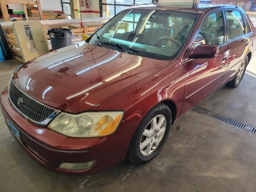 2002 Toyota Avalon XLS