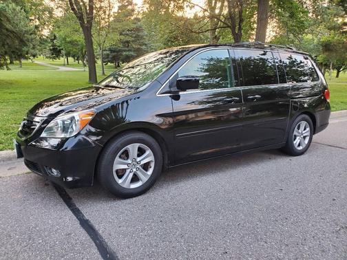 Black 2010 Honda Odyssey Touring