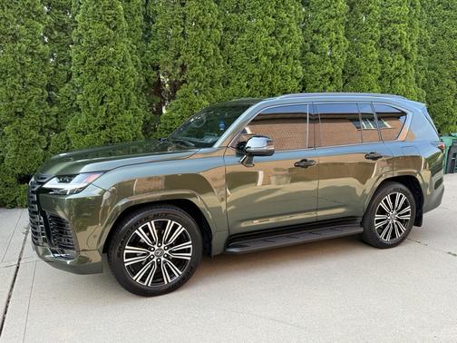 Green 2025 Lexus LX 700h Luxury
