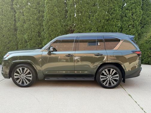 Green 2025 Lexus LX 700h Luxury