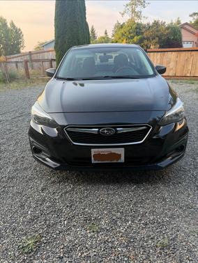 Black 2018 Subaru Impreza 2.0i